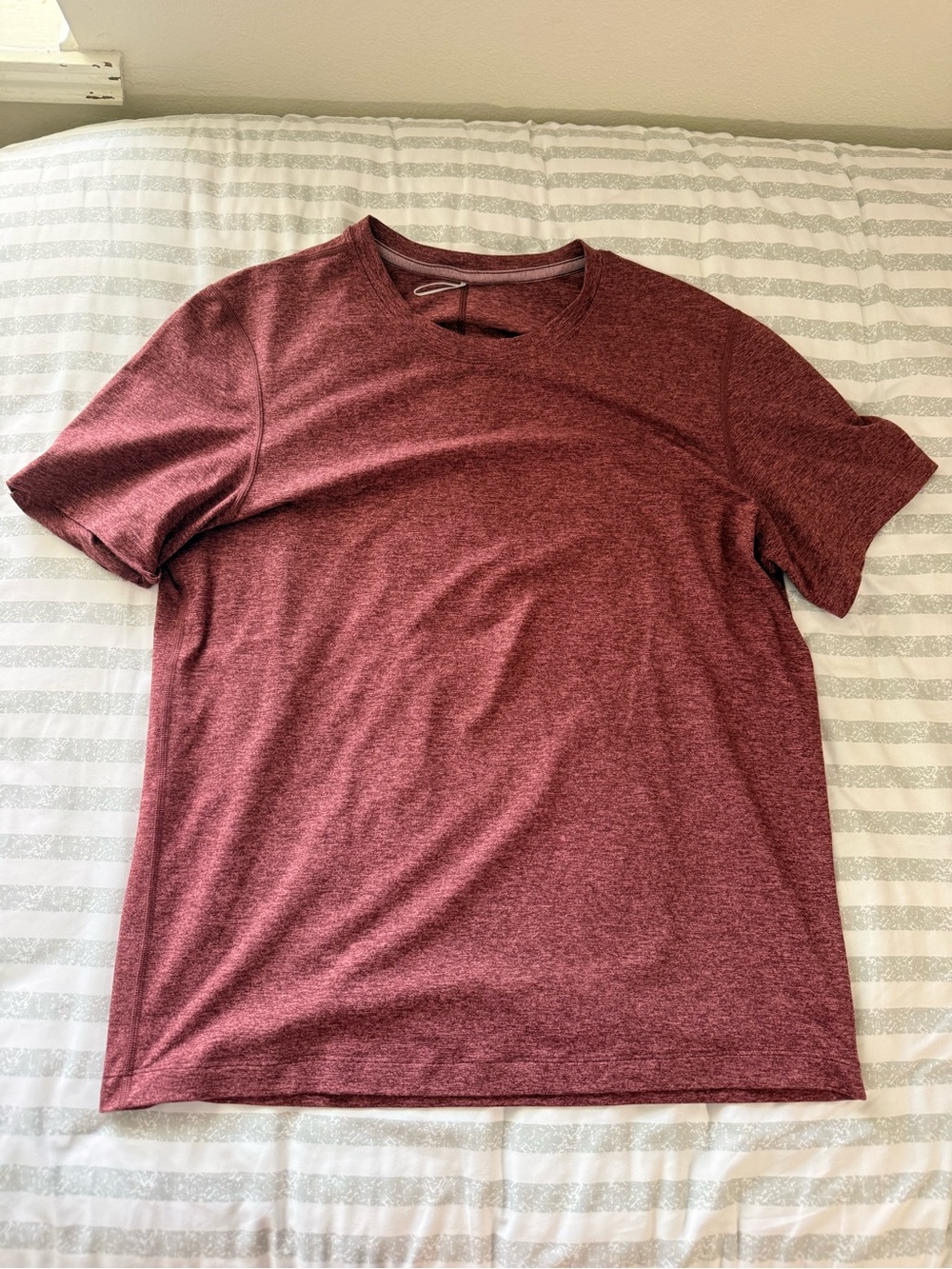 lululemon athletica Men's Crew Tee in Heather Maroon